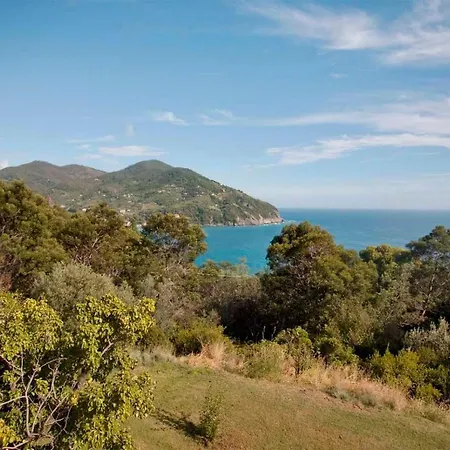 Sleeps 11 Wifi Holiday home *
