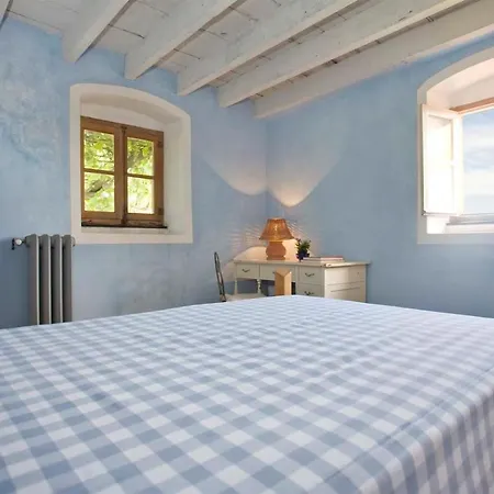Dom wakacyjny Sleeps 11 Wifi Levanto