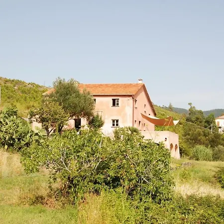 Dom wakacyjny Sleeps 11 Wifi Levanto